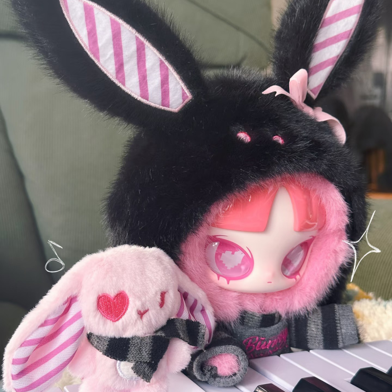 INN'S 520 Bunny Falling in LOVE Limited Plush