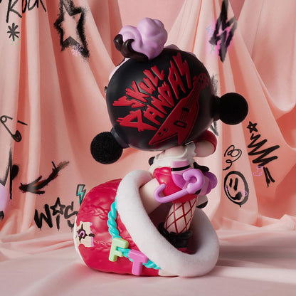 SKULLPANDA The Stocking Surprise 100% Figurine