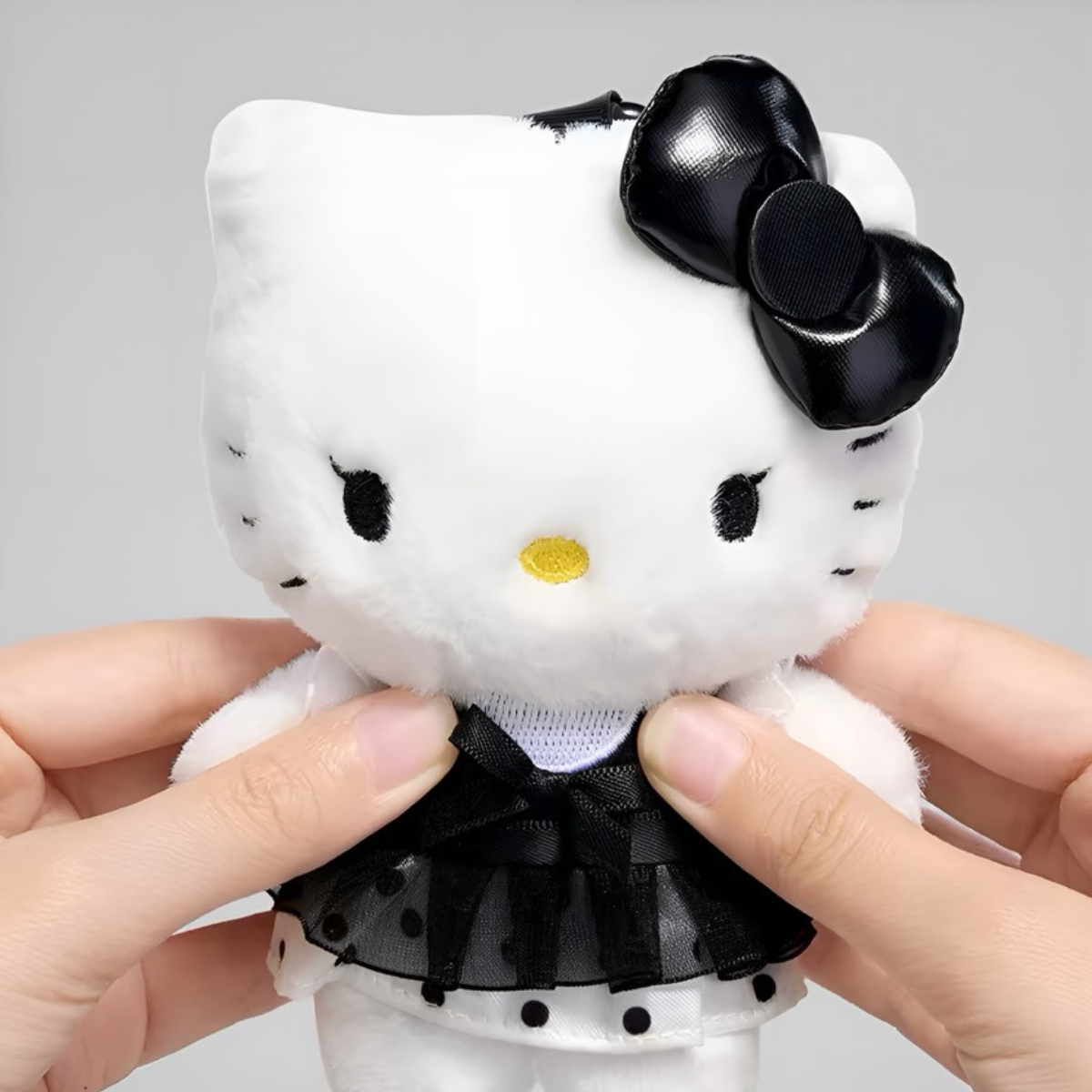 Hello Kitty Polka Dots Series Plush Pendant