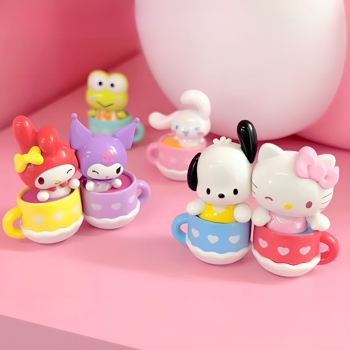 Sanrio Characters Click-Together Cup Magnetic Mini Figures