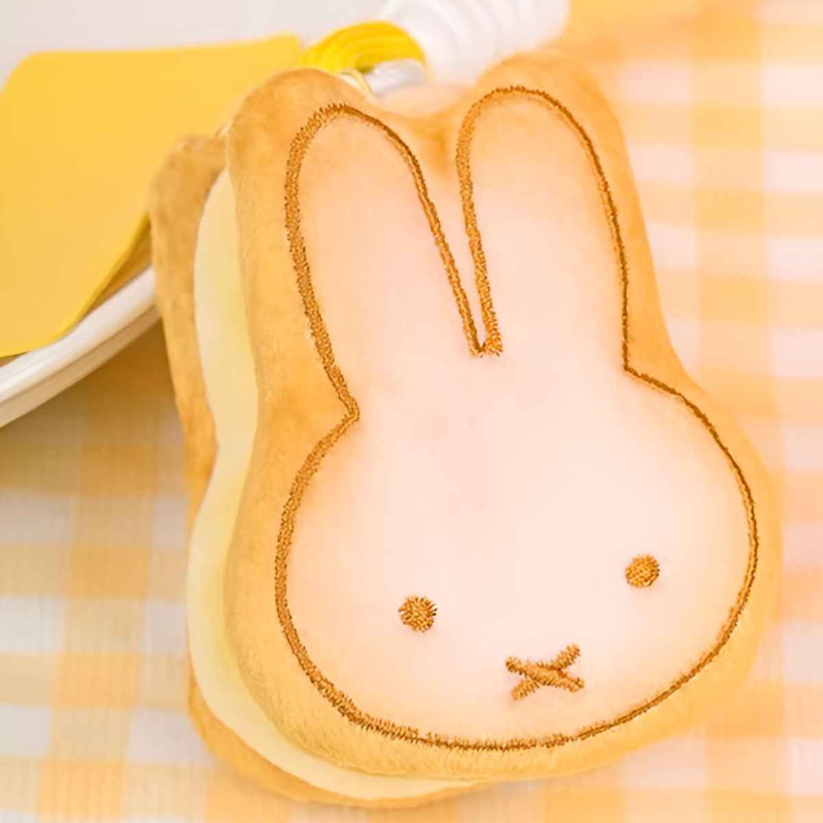 Miffy Cookie Sandwich Plush Pendant Size: Height about 5.5-6.5cm