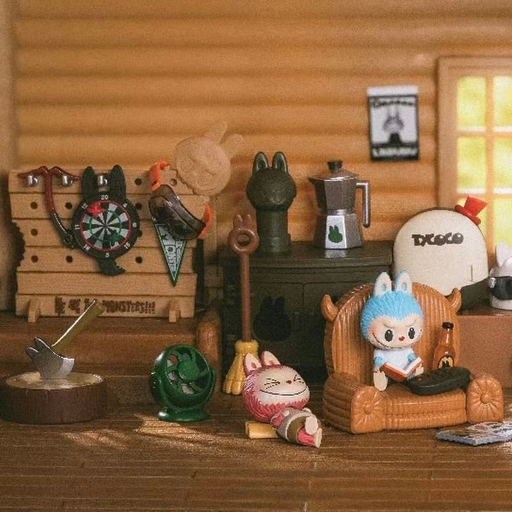 The Monsters Home of the Elves Prop Blind Box