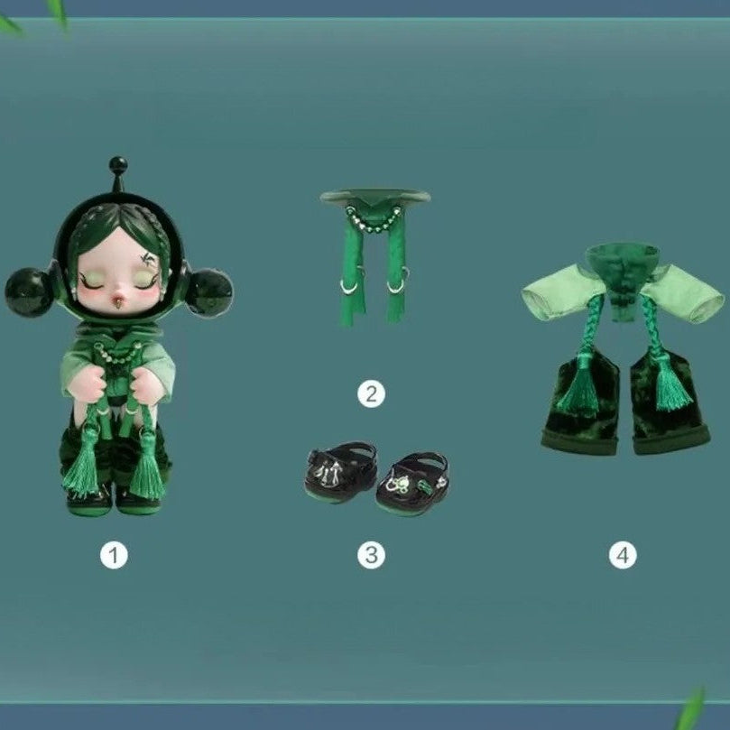 Skullpanda x Crocs OOTD Figure