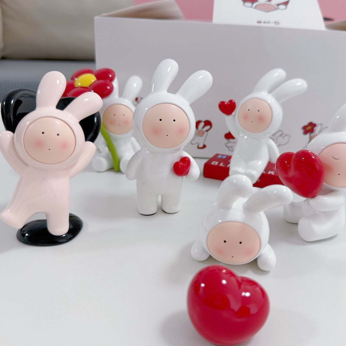 Anthony Fuji Rabbit With Love In The Air Series Figure Blind Box