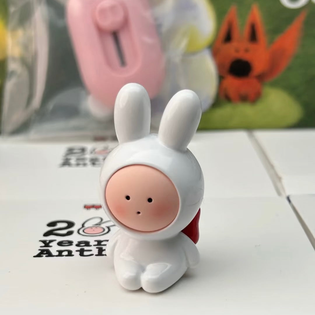 Anthony Bunny Still Shine For You - 20th Anniversary Artist Series Figures