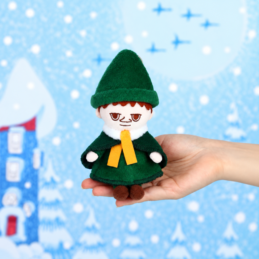 VIPOxMOOMIN Winter Plush Keychain