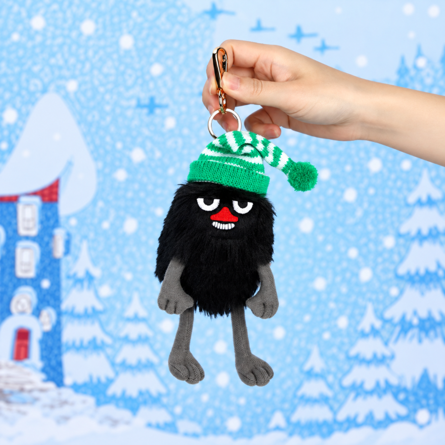 VIPOxMOOMIN Winter Plush Keychain