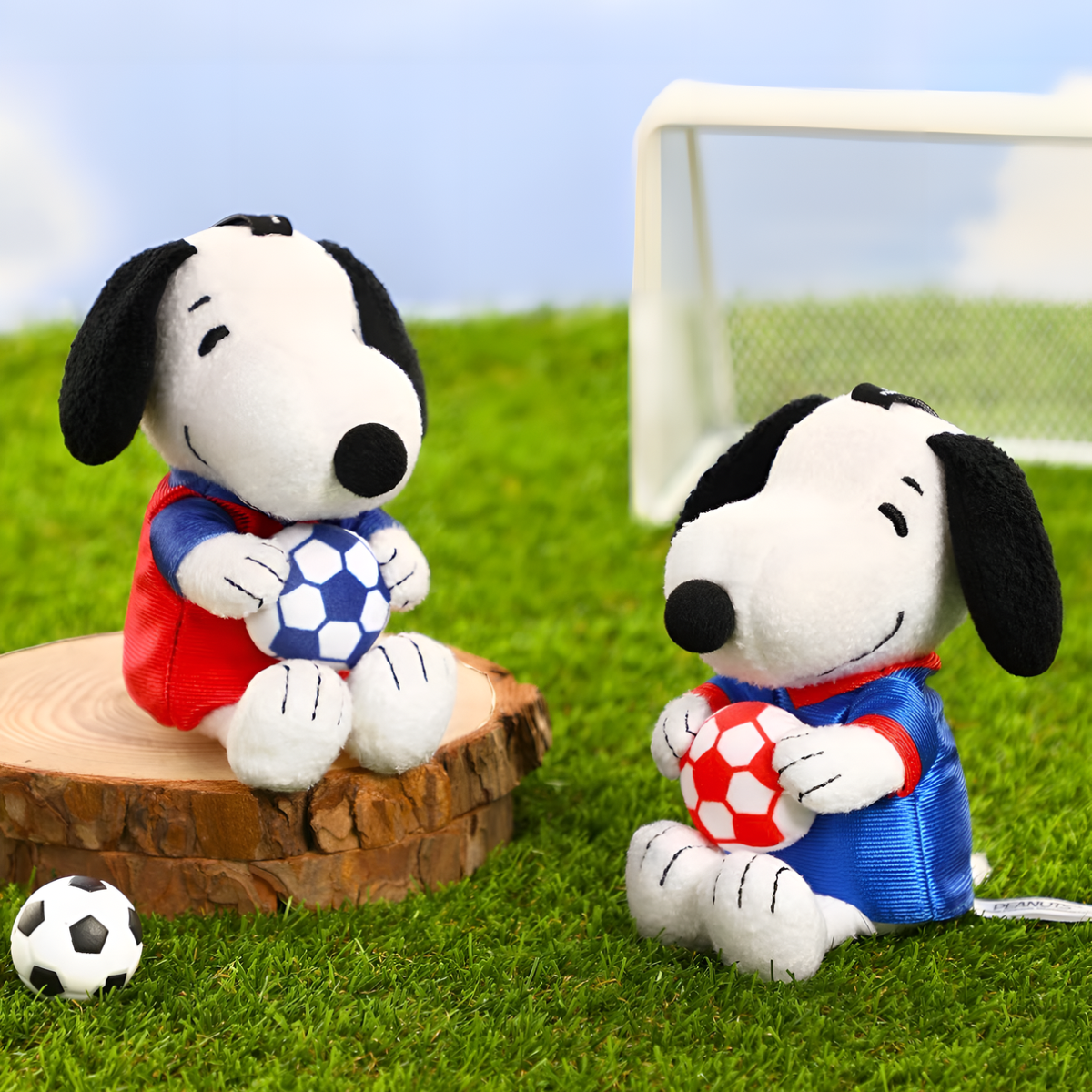 Official Snoopy Football Series Plush Keychain Blind Box