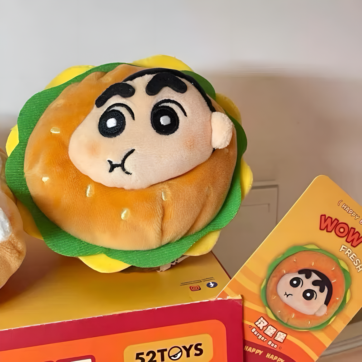 Crayon Shinchan Happy Bucket Series Figures Blind Box