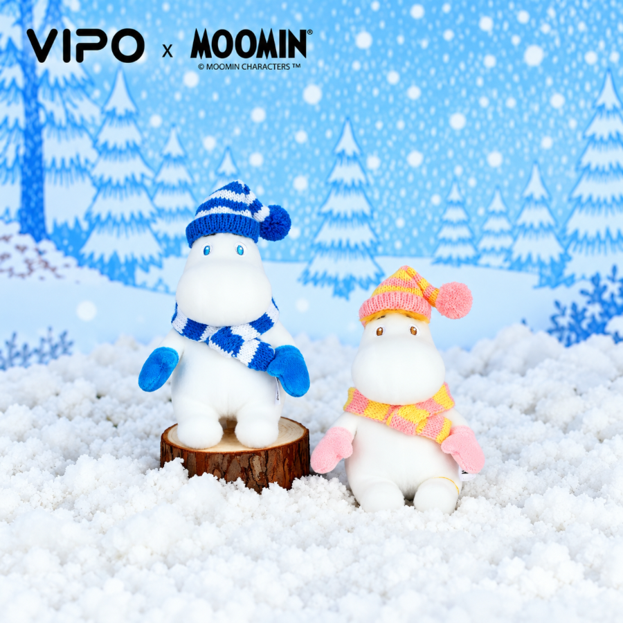 VIPOxMOOMIN Winter Plush Keychain